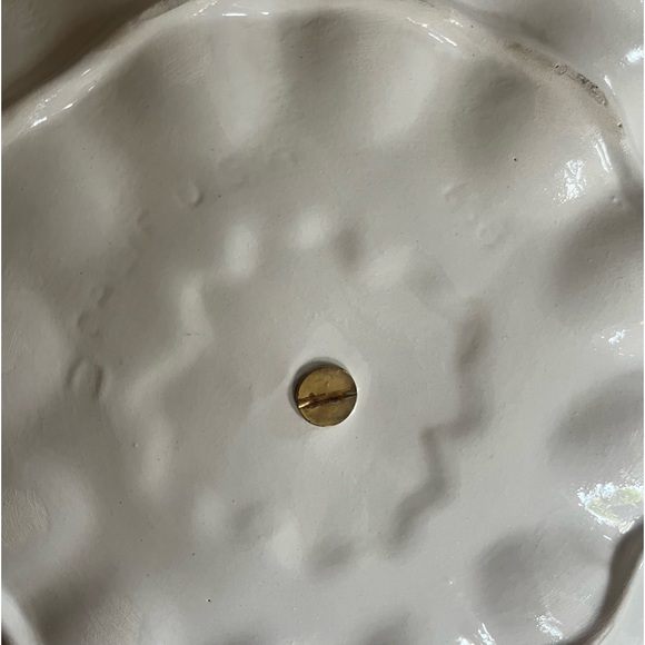 California Pottery Egg Plate Retro Handle Scalloped Edge Ornate Grape Pattern - Picture 4 of 15